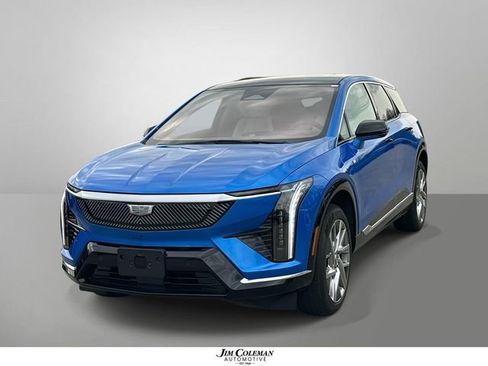 New 2026 Cadillac Optiq Luxury 1 image 1