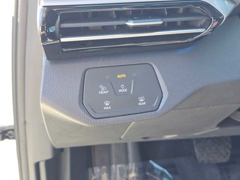 Used 2023 Volkswagen ID.4 Pro S RWD image 23