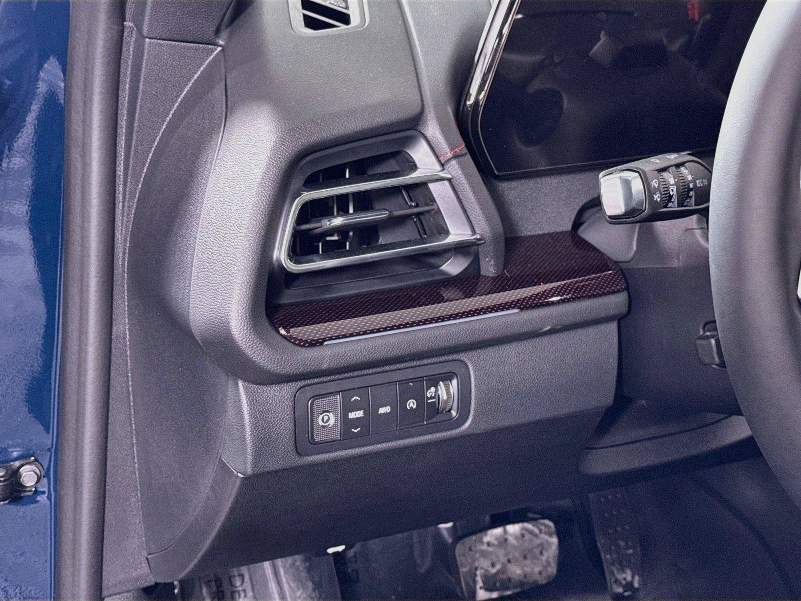 New 2027 Chevrolet Traverse RS AWD/4WD image 4