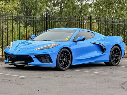 Used 2023 Chevrolet Corvette Stingray Preferred Cpe RWD image 7