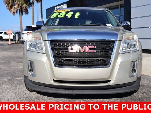 Used 2013 GMC Terrain SLE w/ LPO, Chrome Package image 3