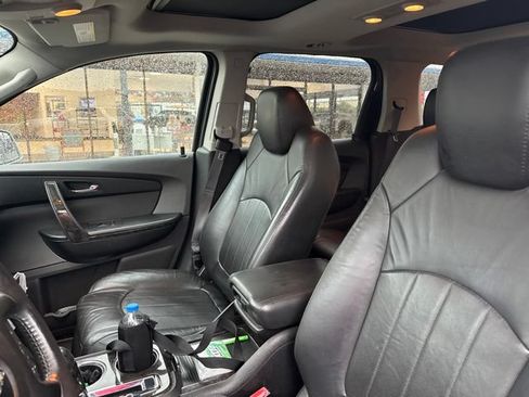 Used 2011 GMC Acadia Denali FWD image 17