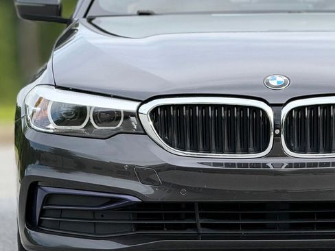 Used 2019 BMW 530i xDrive w/ Premium Package AWD/4WD image 14
