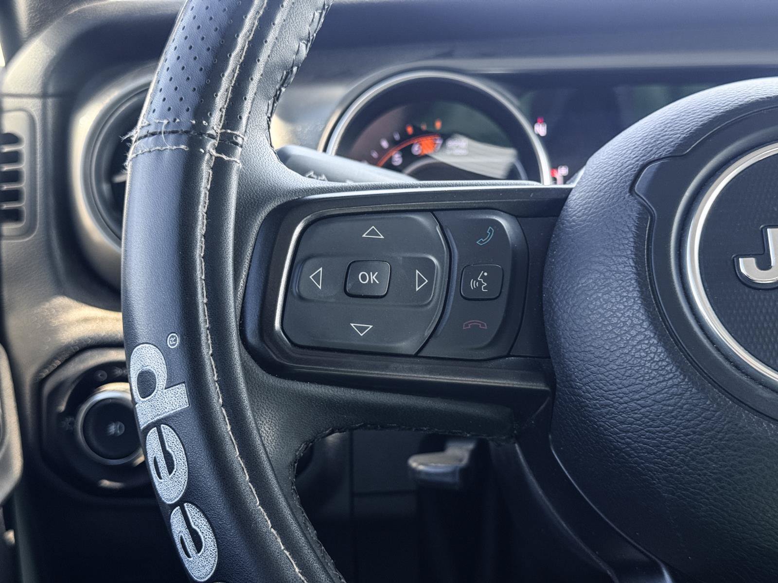 Used 2023 Jeep Wrangler Unlimited Sport AWD/4WD image 20