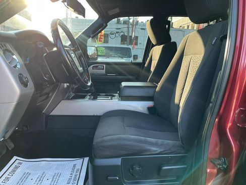 Used 2015 Ford Expedition XLT AWD/4WD image 11