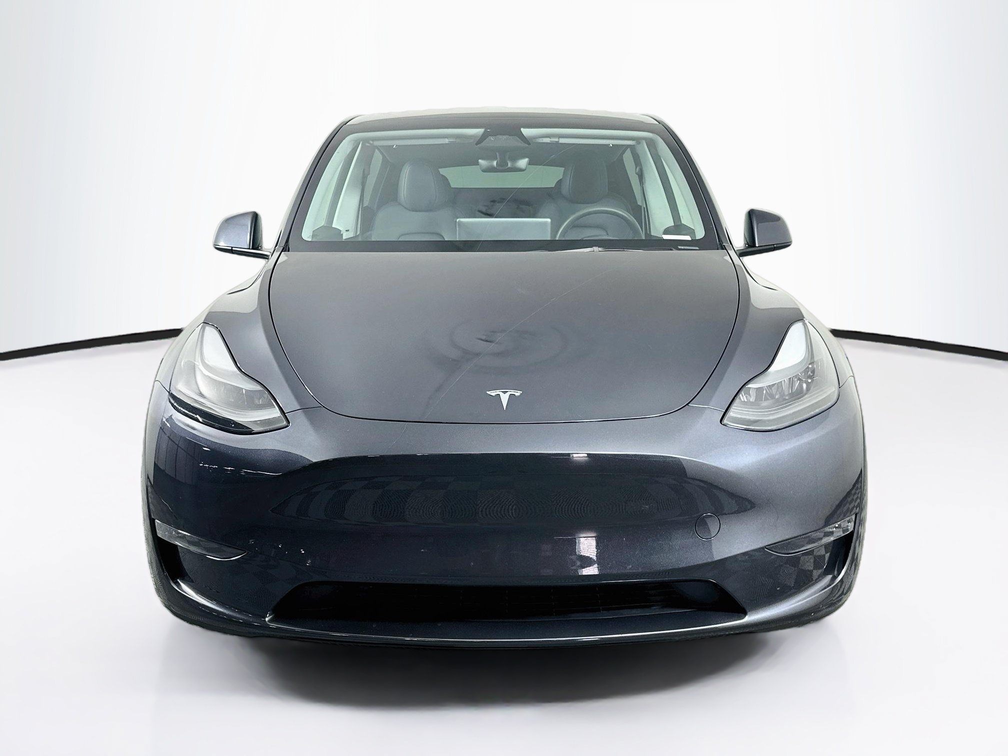 Used 2024 Tesla Model Y Long Range AWD/4WD image 2
