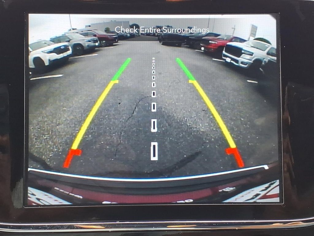 Used 2021 Jeep Grand Cherokee Limited AWD/4WD image 10