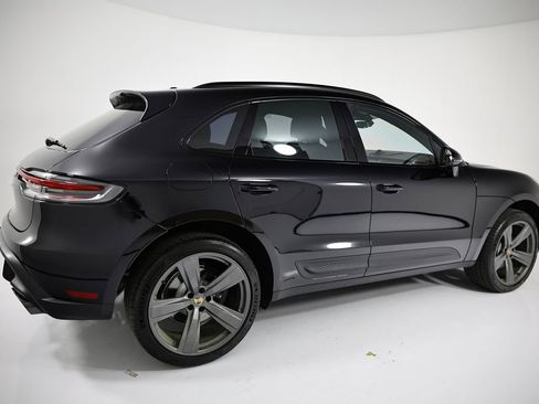 New 2026 Porsche Macan image 7