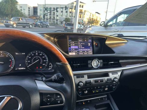 Used 2016 Lexus ES 350 image 14