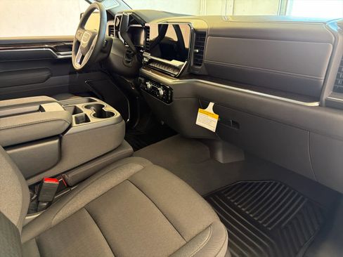 New 2026 GMC Sierra 1500 Elevation image 25