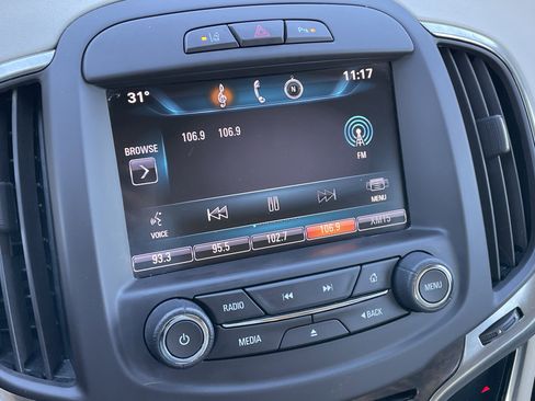 Used 2014 Buick LaCrosse Leather w/ Driver Confidence Package image 27