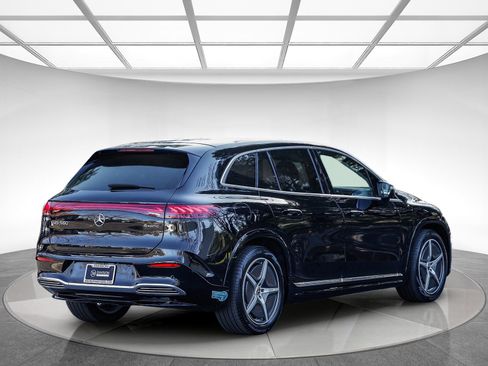 Certified 2023 Mercedes-Benz EQS 580 4MATIC SUV image 4