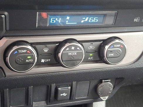 Certified 2022 Toyota Tacoma SR image 14