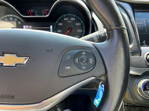 Used 2014 Chevrolet Impala LT w/ Convenience Package FWD image 13