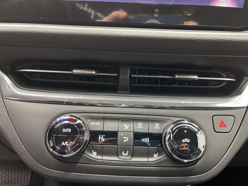 New 2026 Buick Envista Sport Touring w/ Convenience I Package FWD image 15