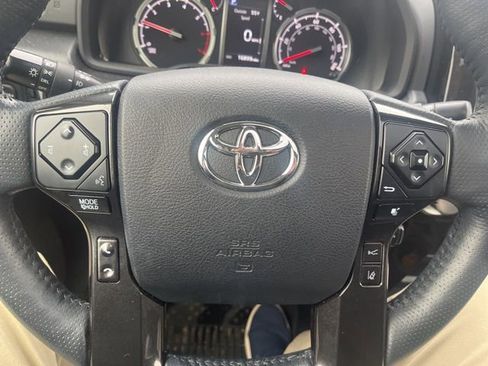 Used 2023 Toyota 4Runner TRD Off-Road Premium w/ Off Road Premium Plus Package AWD/4WD image 20