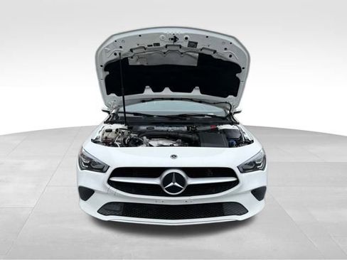 Used 2021 Mercedes-Benz CLA 250 4MATIC image 8