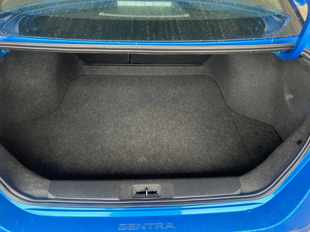 Certified 2023 Nissan Sentra SR w/ SR Premium Package FWD image 13
