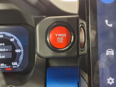 Used 2024 Toyota Tacoma TRD Sport w/ TRD Sport Upgrade Package RWD image 20