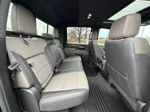 Used 2024 Chevrolet Silverado 2500 ZR2 w/ Technology Package AWD/4WD image 36