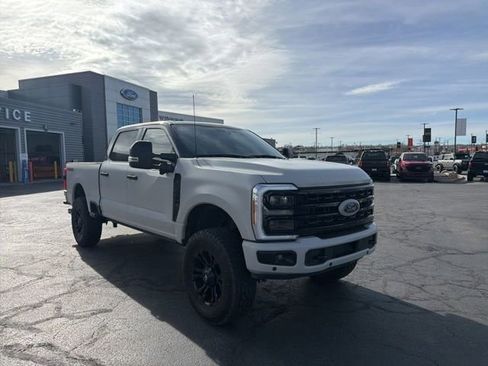 Used 2024 Ford F350 Platinum w/ Tremor Off-Road Package AWD/4WD image 1