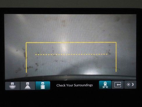Used 2023 Honda Pilot EX-L image 32