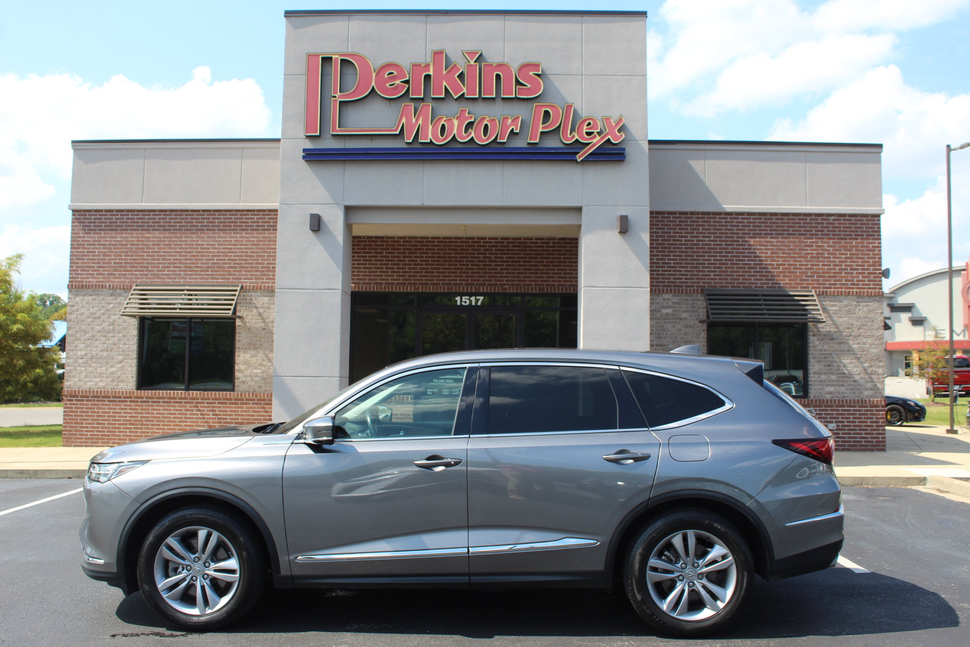 Used 2022 Acura MDX FWD image 9