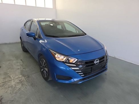 Used 2024 Nissan Versa SV w/ Trunk Package image 4