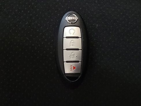 Used 2017 Nissan Murano SV w/ Premium Plus Package FWD image 32