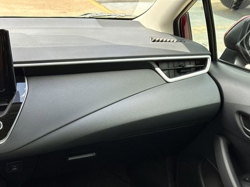 Used 2024 Toyota Corolla LE image 14