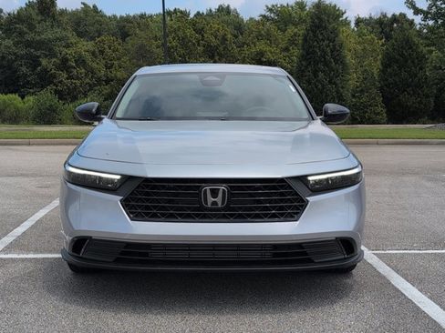 Certified 2025 Honda Accord SE image 2