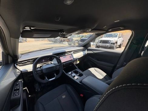 New 2026 Jeep Cherokee Laredo AWD/4WD image 20