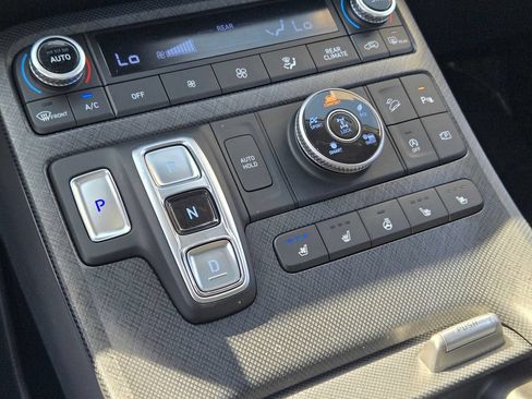 Used 2023 Hyundai Palisade Limited AWD/4WD image 43