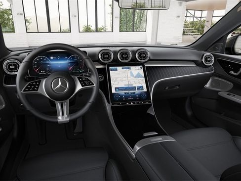 Used 2025 Mercedes-Benz C 300 Sedan image 38