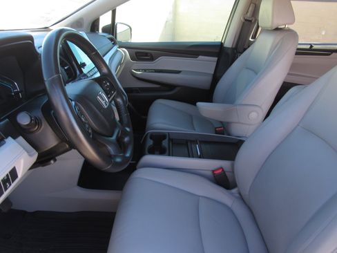 Certified 2018 Honda Odyssey EX-L image 19
