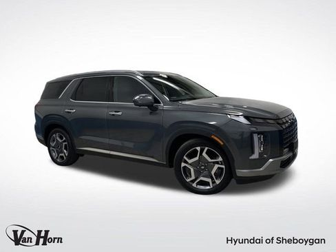 Used 2024 Hyundai Palisade Limited image 1