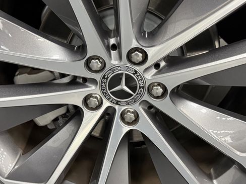 Used 2023 Mercedes-Benz GLE 350 image 18