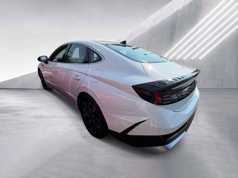 Certified 2025 Hyundai Sonata SEL AWD/4WD image 4