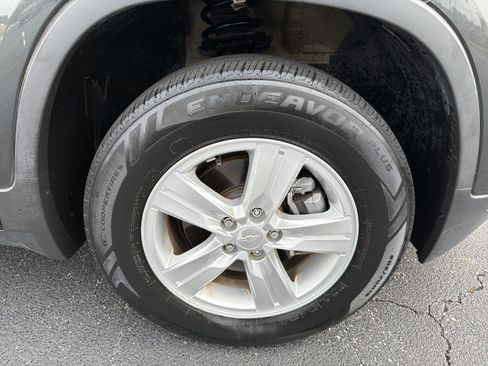 Used 2020 Chevrolet Trax LT w/ Driver Confidence Package image 12