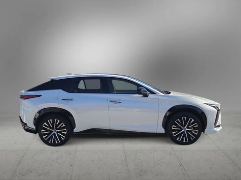 Used 2023 Lexus RZ 450e Premium image 10