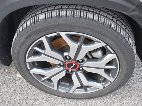 Used 2023 Kia Seltos SX w/ SX Sunroof Package image 11