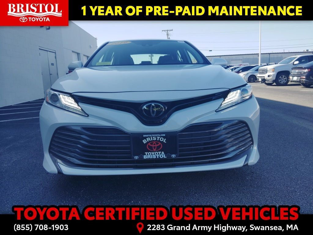 Certified 2019 Toyota Camry XLE FWD image 32