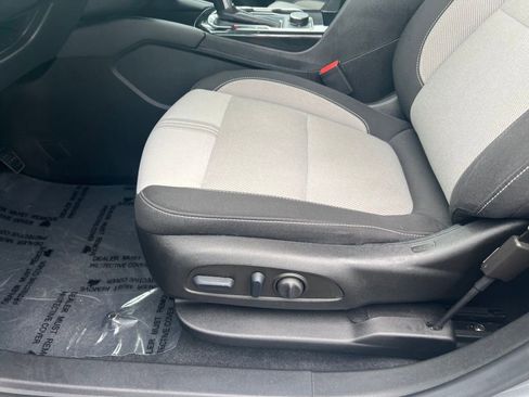 Used 2023 Chevrolet Blazer LT w/ LPO, Black Grille Bar Package image 15