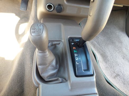 Used 2004 Toyota Tacoma 4x4 Double Cab image 44