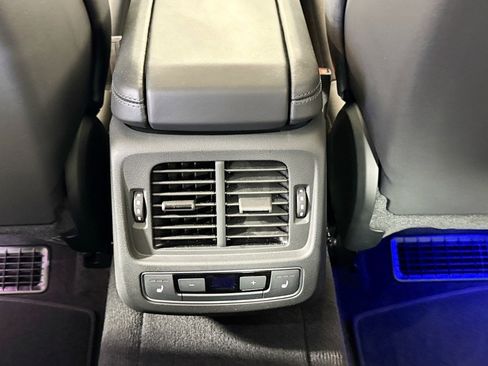 Used 2024 Audi RS e-tron GT w/ Carbon Performance Package image 22