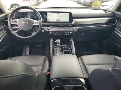 Used 2025 Kia Telluride S image 13