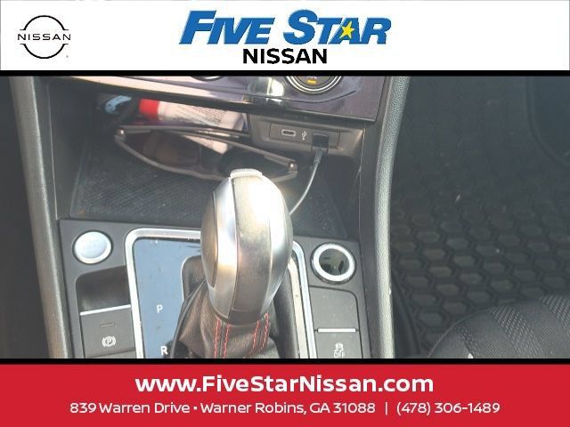 Used 2020 Volkswagen Jetta GLI FWD image 25