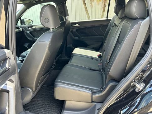 Certified 2024 Volkswagen Tiguan SE R-Line FWD image 38