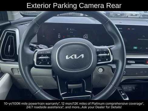 Certified 2025 Kia Sorento EX w/ EX Panoramic Sunroof Package AWD/4WD image 23