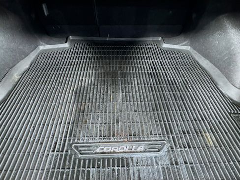 Used 2020 Toyota Corolla SE image 34